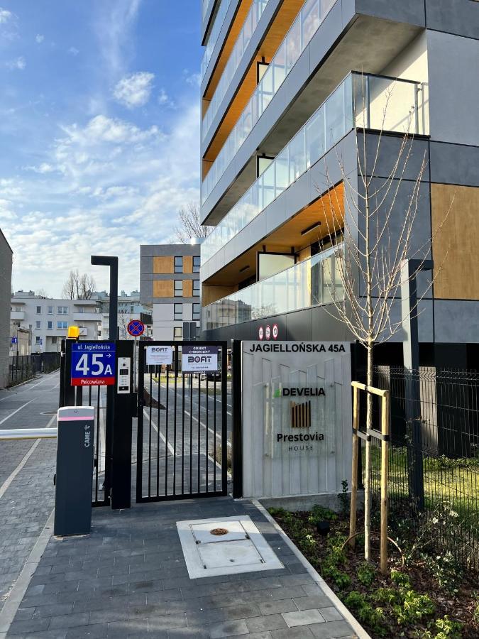 Warsaw Downtown View 3 Rooms 60M2+ Free Garage 2Km Old Town Metro 9Min Tram Exterior photo